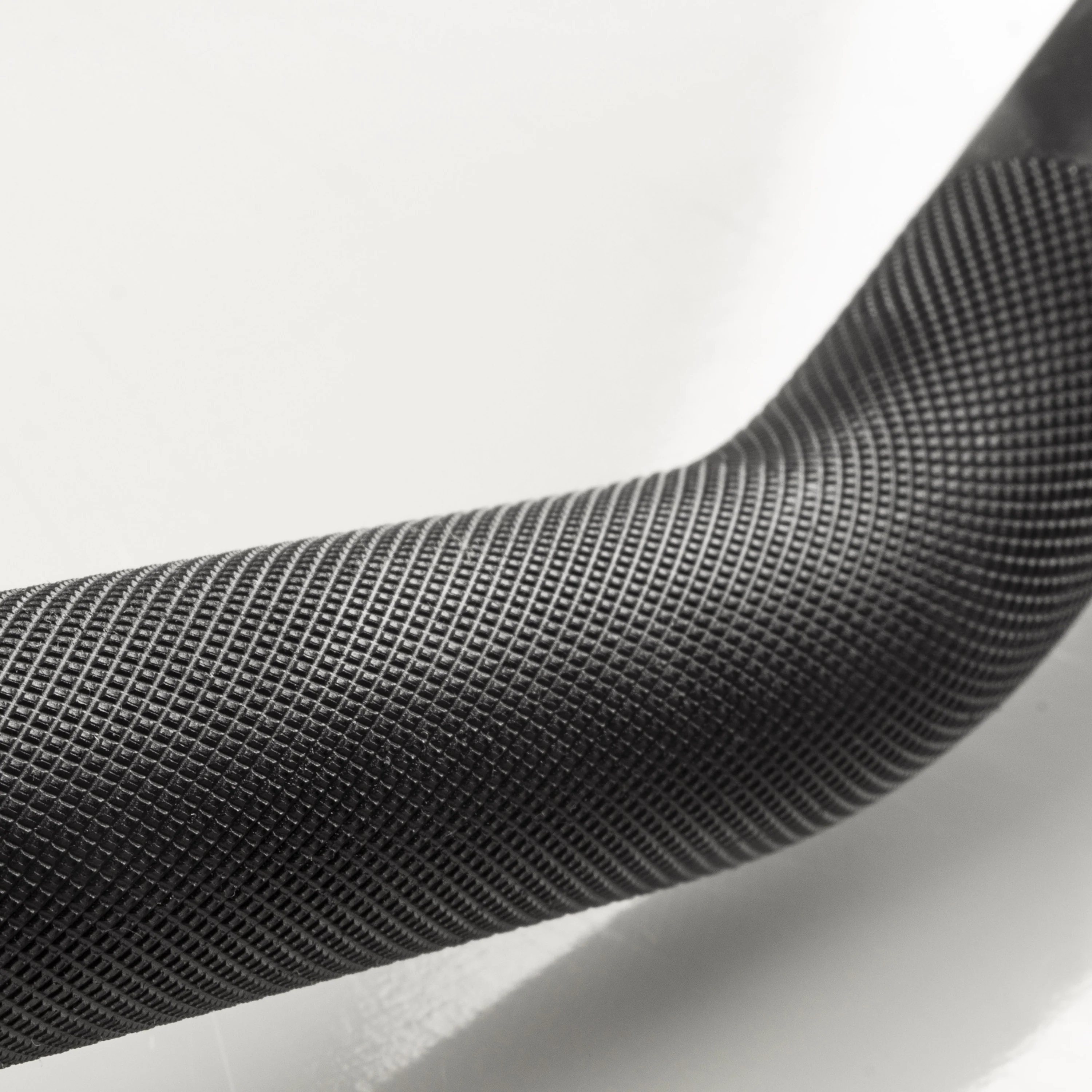 Crowbar EZ Curl Barbell, Fits Olympic Plates - Image 4